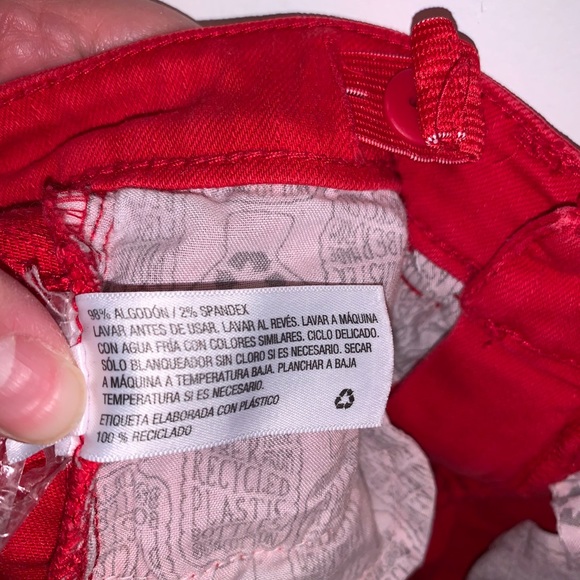 Cat & Jack mini super stretch red denim cut offs - Picture 3 of 4